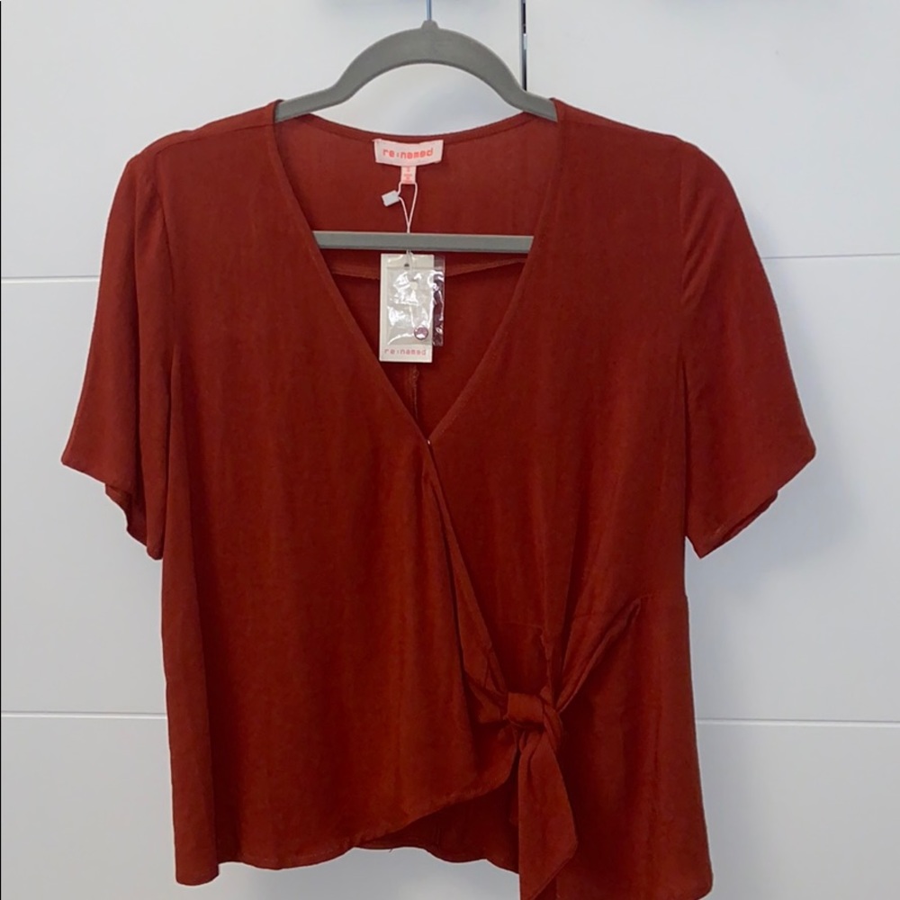 Brand new tie top by re:named